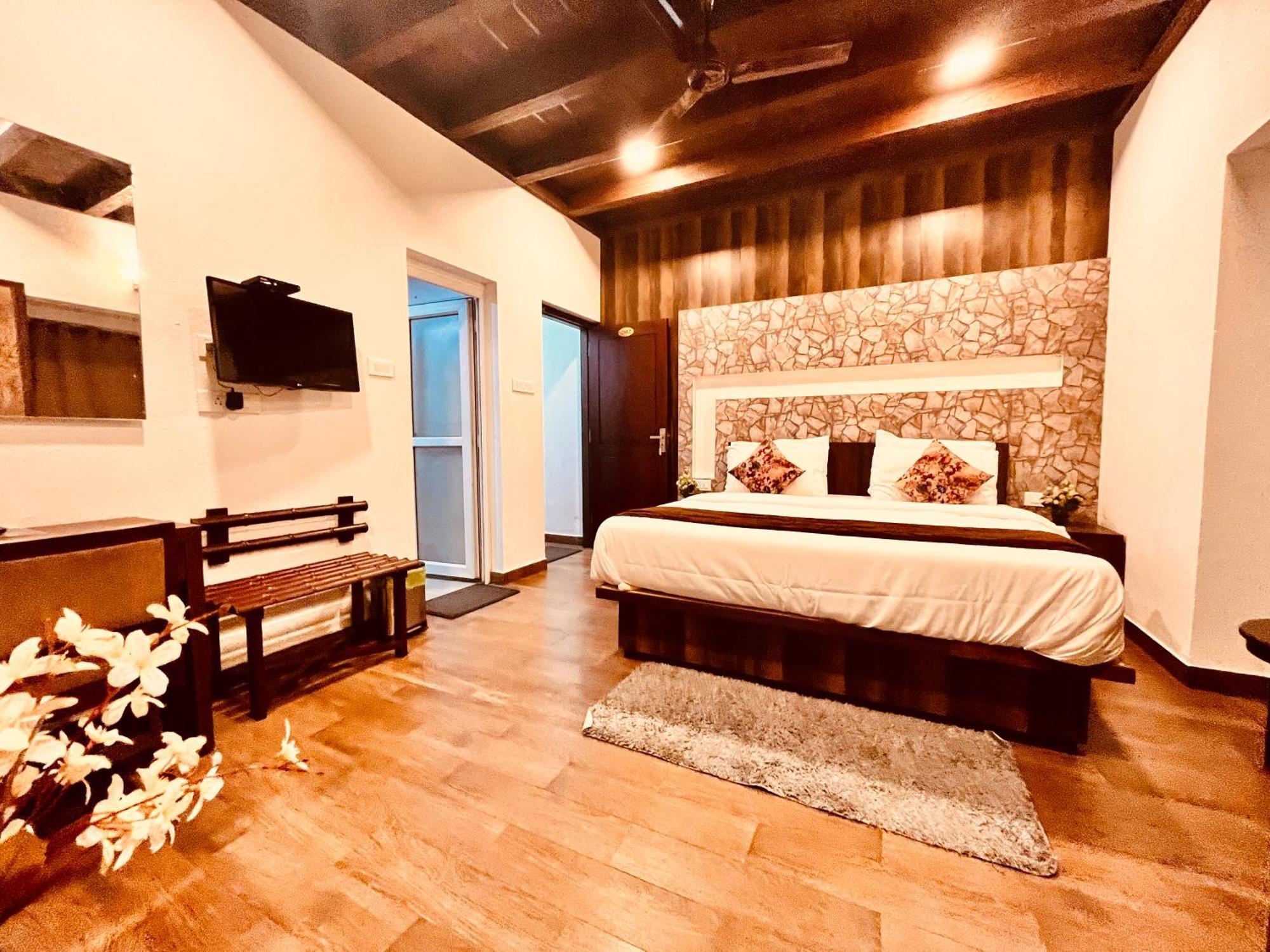 Munnar Tea Estate Cottage And Resort - Away From City Hustle Eksteriør billede