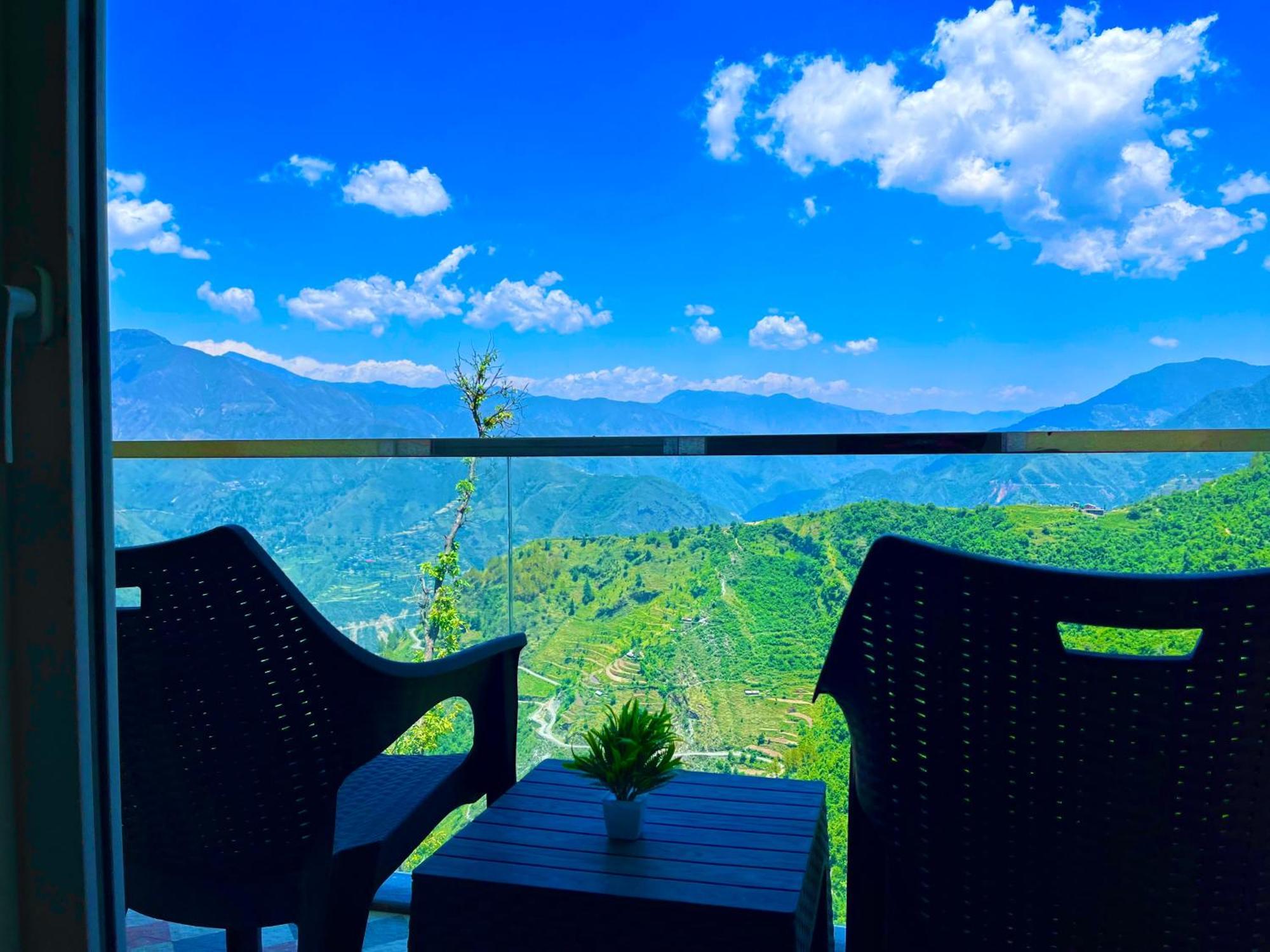 Munnar Tea Estate Cottage And Resort - Away From City Hustle Eksteriør billede